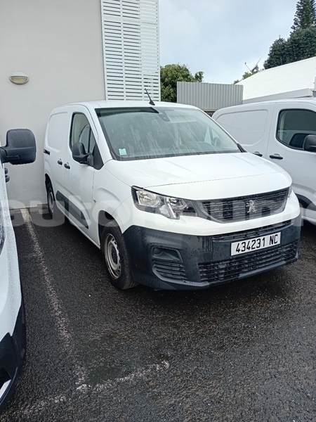 Big with watermark peugeot partner sud noumea 4916