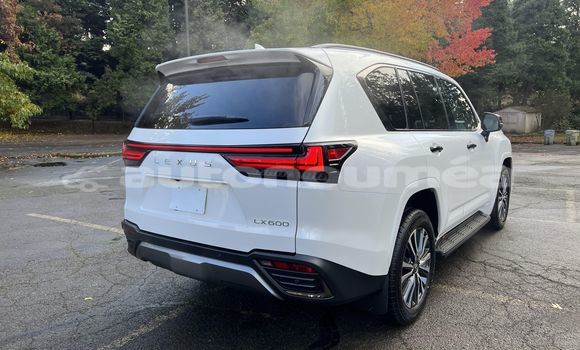 Acheter Occasion Voiture Lexus LX Blanc à Bouloupari, Sud Acheter Occasion Voiture Lexus LX Blanc à Bouloupari, Sud