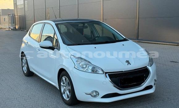 Acheter Occasion Voiture Peugeot 208 Blanc à Noumea, Sud