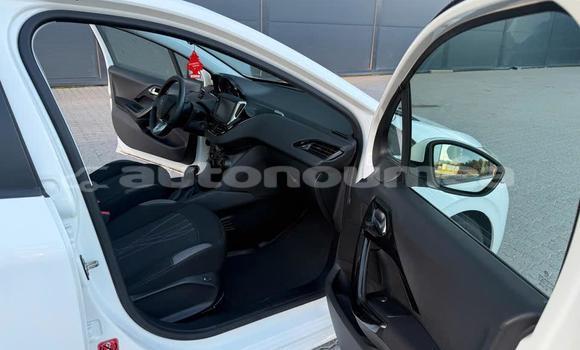Acheter Occasion Voiture Peugeot 208 Blanc à Noumea, Sud Acheter Occasion Voiture Peugeot 208 Blanc à Noumea, Sud