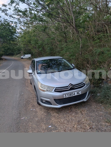 Big with watermark citroen c4 sud noumea 4921