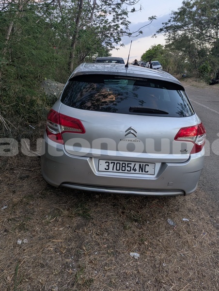 Big with watermark citroen c4 sud noumea 4921