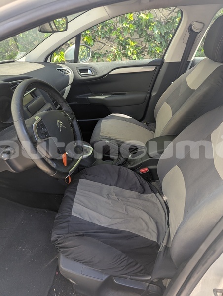 Big with watermark citroen c4 sud noumea 4921