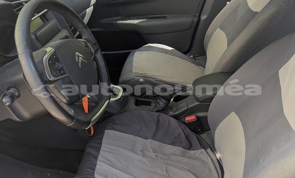 Acheter Occasion Voiture Citroen C4 Gris à Noumea, Sud Acheter Occasion Voiture Citroen C4 Gris à Noumea, Sud