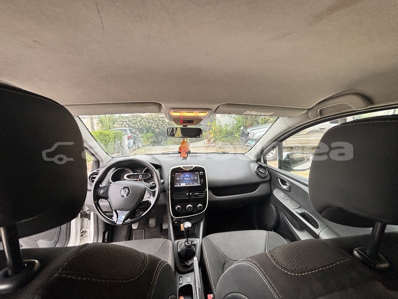 Big with watermark renault clio sud noumea 4937