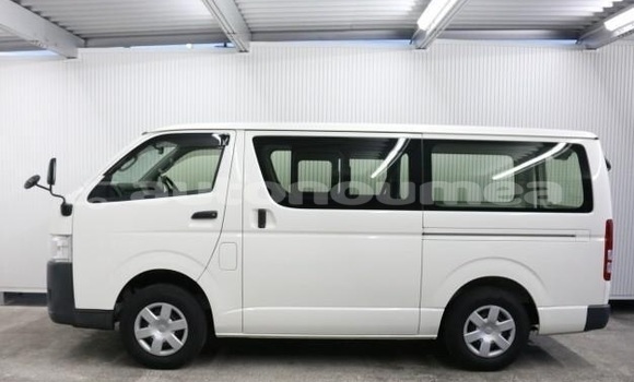 Acheter Occasion Voiture Toyota Hiace Blanc à Noumea, Sud Acheter Occasion Voiture Toyota Hiace Blanc à Noumea, Sud