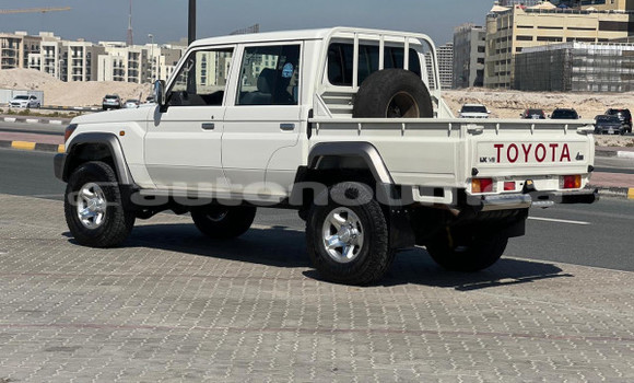 Acheter Occasion Voiture Toyota Land Cruiser Autre à Pouembout, Nord Acheter Occasion Voiture Toyota Land Cruiser Autre à Pouembout, Nord