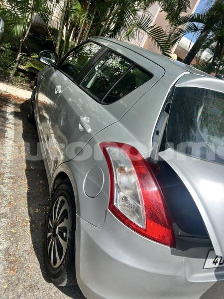 Big with watermark suzuki swift sud noumea 4946