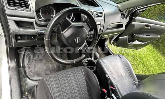 Buy Used Suzuki Swift Silver Car in Noumea in Sud Buy Used Suzuki Swift Silver Car in Noumea in Sud
