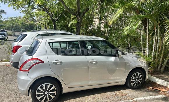 Buy Used Suzuki Swift Silver Car in Noumea in Sud Buy Used Suzuki Swift Silver Car in Noumea in Sud