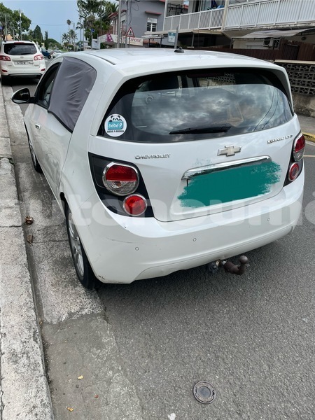 Big with watermark chevrolet sonic sud noumea 4951