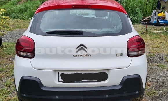 Acheter Occasion Voiture Citroen C3 Blanc à Noumea, Sud Acheter Occasion Voiture Citroen C3 Blanc à Noumea, Sud