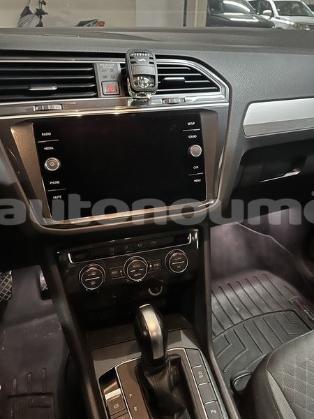 Big with watermark volkswagen tiguan sud noumea 4972