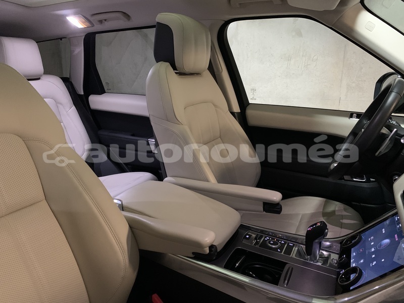 Big with watermark land rover range rover sud noumea 4973