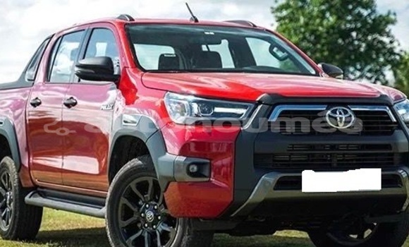 Buy Used Toyota Hilux White Car in Noumea in Sud Buy Used Toyota Hilux White Car in Noumea in Sud