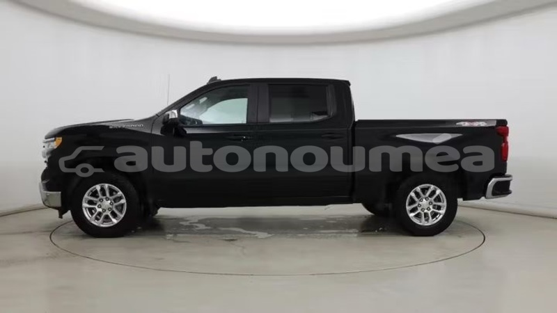 Big with watermark chevrolet silverado sud noumea 4979