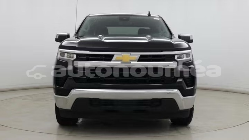 Big with watermark chevrolet silverado sud noumea 4979