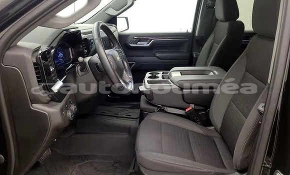 Buy Used Chevrolet Silverado Black Car in Noumea in Sud Buy Used Chevrolet Silverado Black Car in Noumea in Sud