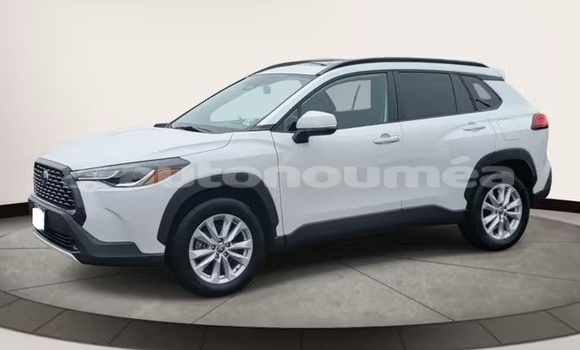 Buy Used Toyota Corolla Cross White Car in Noumea in Sud Buy Used Toyota Corolla Cross White Car in Noumea in Sud