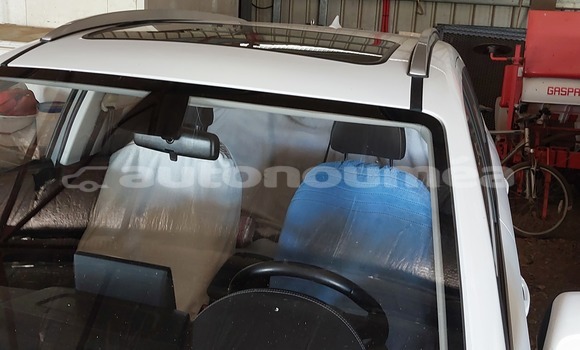 Acheter Occasion Voiture FAW Besturn B50 Blanc à La Foa, Sud