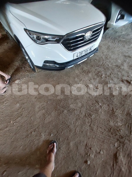 Big with watermark faw besturn b50 sud la foa 4983