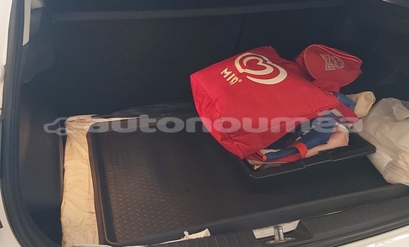 Buy Used FAW Besturn B50 White Car in La Foa in Sud Buy Used FAW Besturn B50 White Car in La Foa in Sud