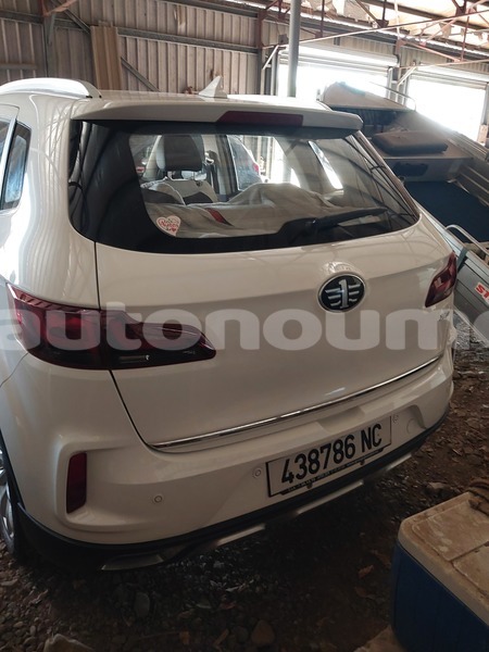 Big with watermark faw besturn b50 sud la foa 4983