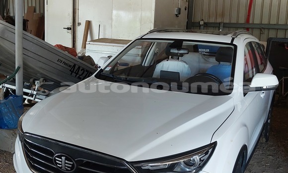 Buy Used FAW Besturn B50 White Car in La Foa in Sud Buy Used FAW Besturn B50 White Car in La Foa in Sud