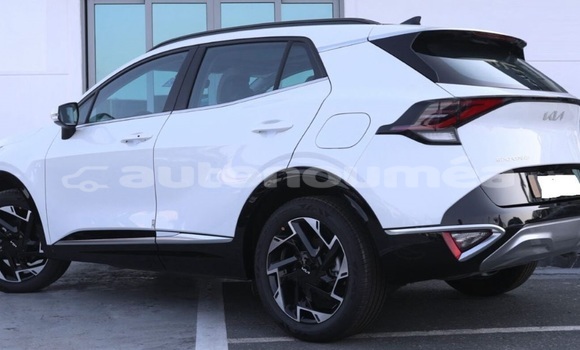 Buy Used Kia Sportage White Car in Noumea in Sud Buy Used Kia Sportage White Car in Noumea in Sud