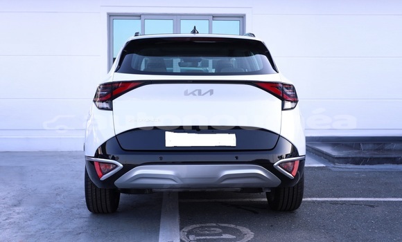 Buy Used Kia Sportage White Car in Noumea in Sud Buy Used Kia Sportage White Car in Noumea in Sud