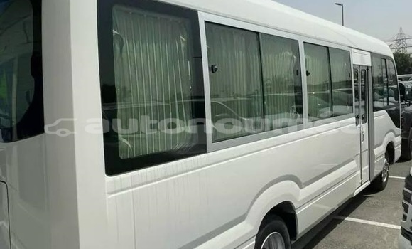 Acheter Occasion Voiture Toyota Coaster Blanc à Noumea, Sud Acheter Occasion Voiture Toyota Coaster Blanc à Noumea, Sud