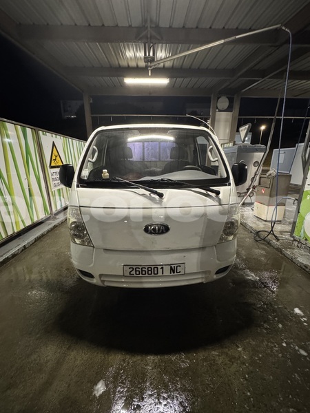 Big with watermark kia k3 sud paita 4996