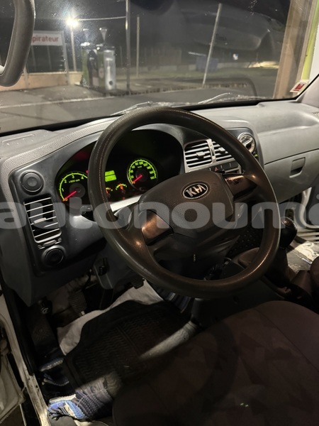 Big with watermark kia k3 sud paita 4996