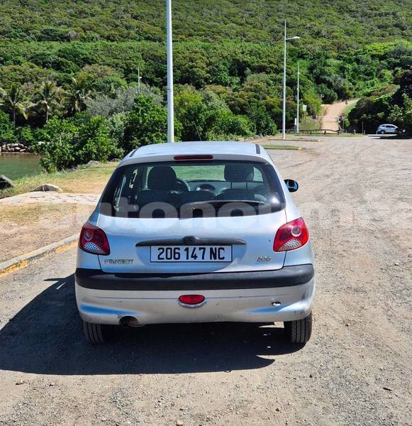 Big with watermark peugeot 206 sud noumea 5010