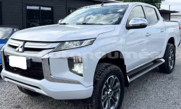 Acheter Occasion Voiture Mitsubishi L200 Blanc à Noumea, Sud Acheter Occasion Voiture Mitsubishi L200 Blanc à Noumea, Sud