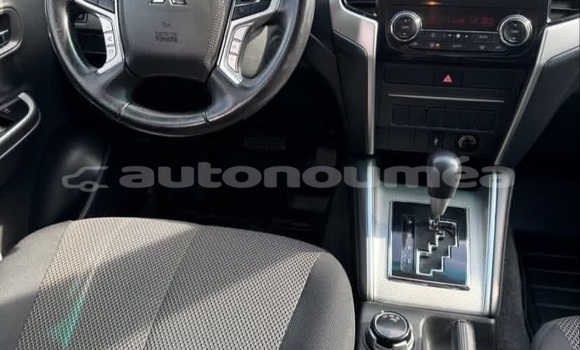Acheter Occasion Voiture Mitsubishi L200 Blanc à Noumea, Sud Acheter Occasion Voiture Mitsubishi L200 Blanc à Noumea, Sud