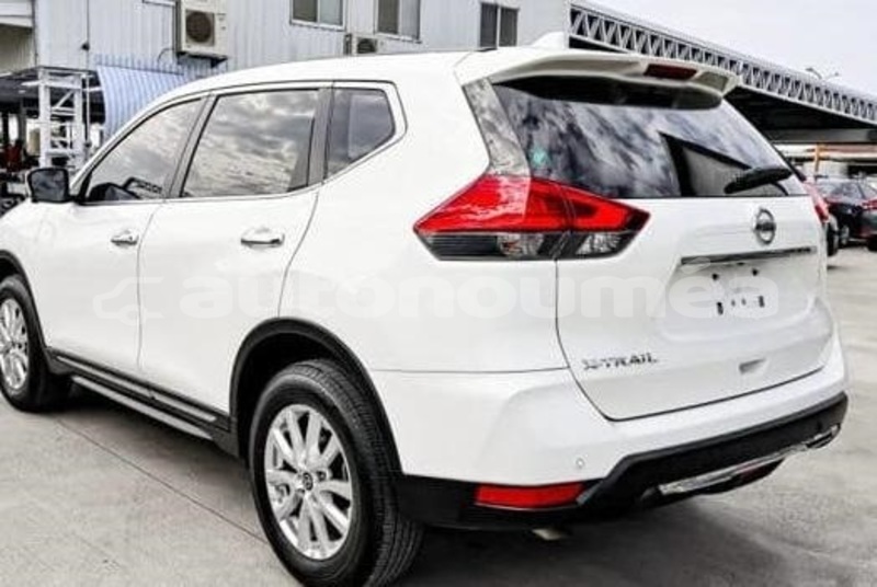 Big with watermark nissan xtrail sud noumea 5012