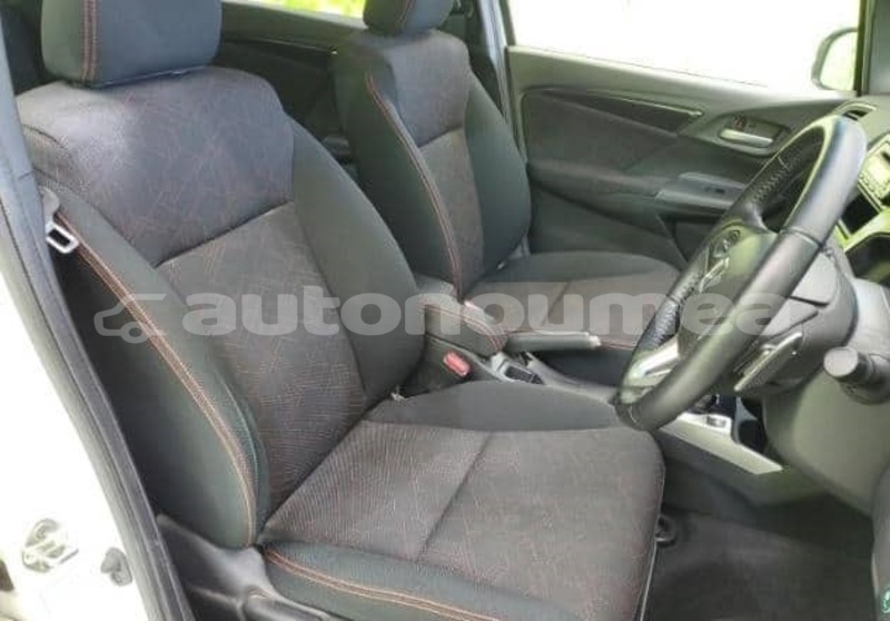 Big with watermark honda fit sud noumea 5013