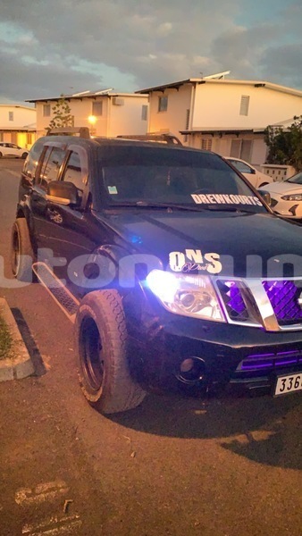 Big with watermark nissan pathfinder sud noumea 5017