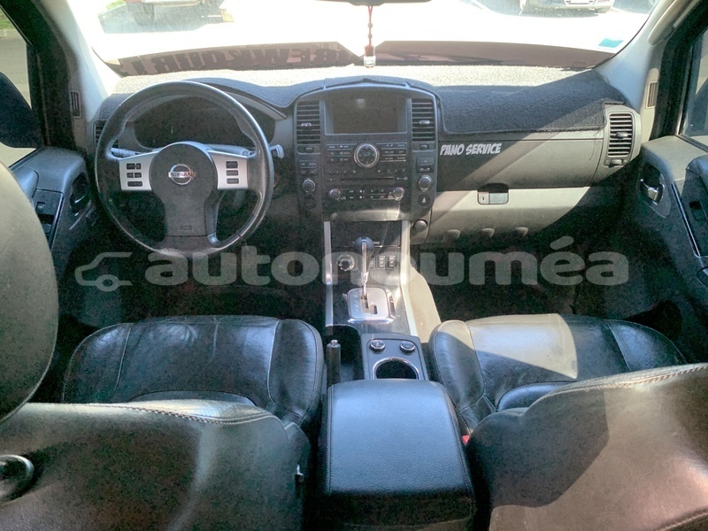Big with watermark nissan pathfinder sud noumea 5017
