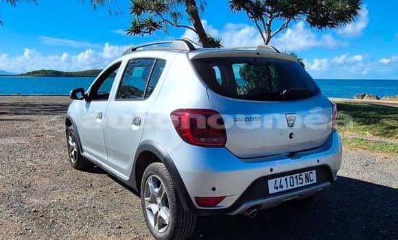 Acheter Occasion Voiture Dacia Sandero Gris à Noumea, Sud Acheter Occasion Voiture Dacia Sandero Gris à Noumea, Sud