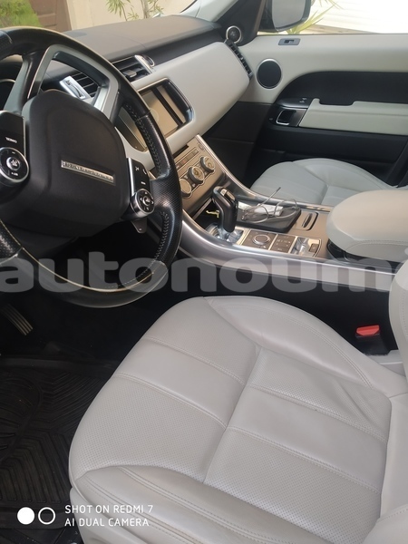 Big with watermark land rover range rover sport sud noumea 5031