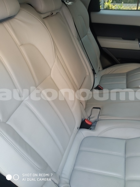 Big with watermark land rover range rover sport sud noumea 5031