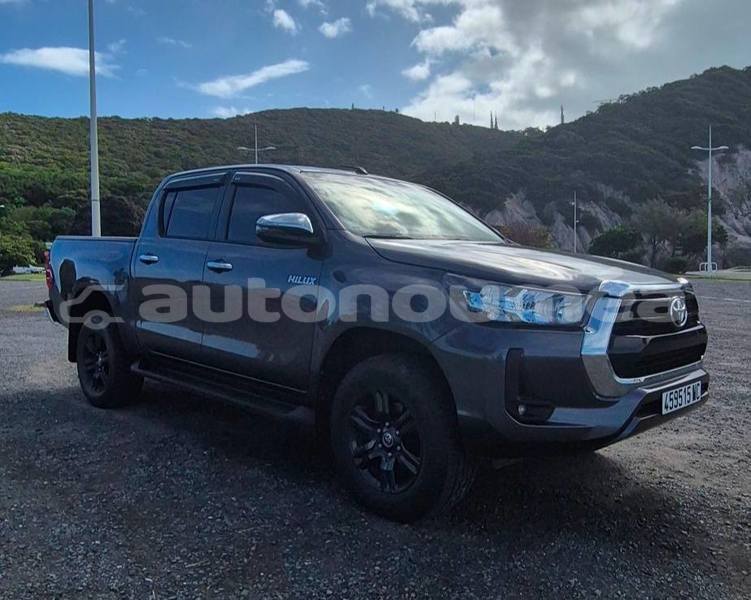 Big with watermark toyota hiluxe revo sud noumea 5038