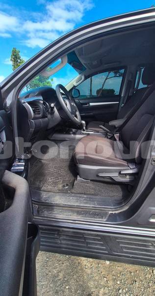 Big with watermark toyota hiluxe revo sud noumea 5038