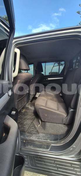 Big with watermark toyota hiluxe revo sud noumea 5038