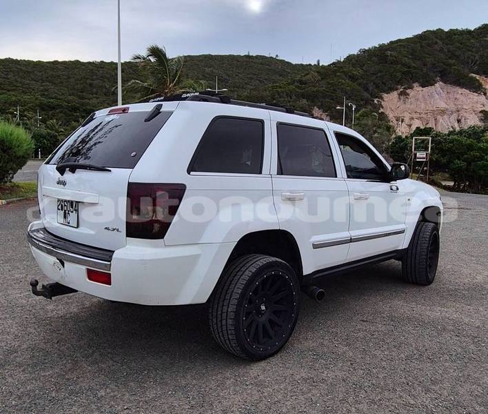 Big with watermark jeep cherokee sud noumea 5041