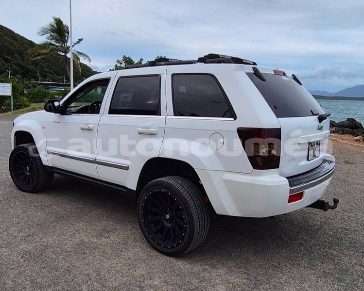 Big with watermark jeep cherokee sud noumea 5041