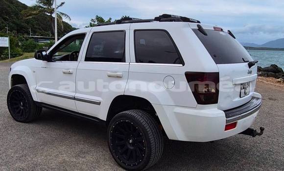 Acheter Occasion Voiture Jeep Cherokee Blanc à Noumea, Sud Acheter Occasion Voiture Jeep Cherokee Blanc à Noumea, Sud
