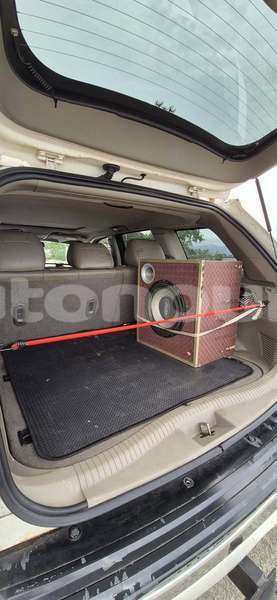 Big with watermark jeep cherokee sud noumea 5041